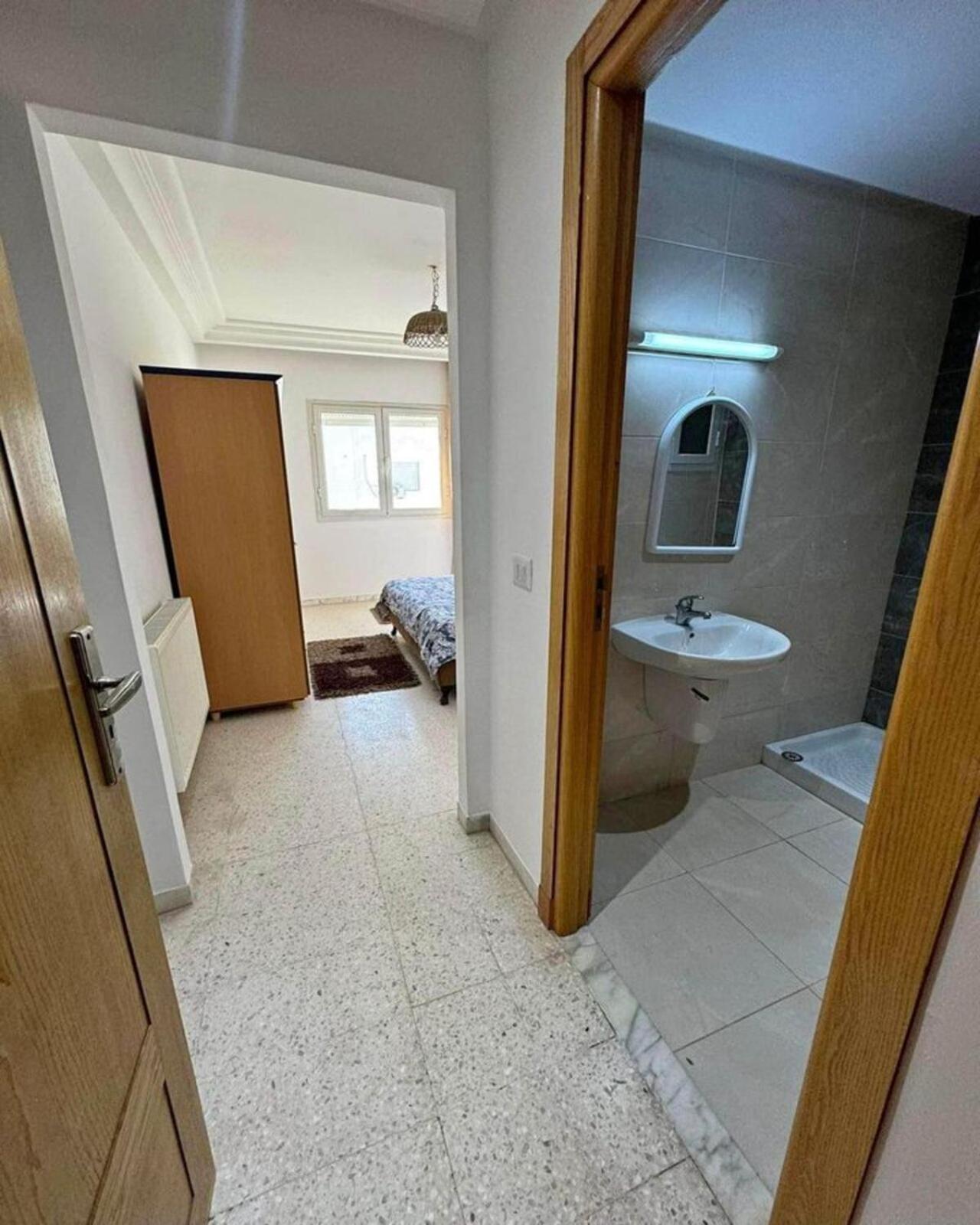 Apartmán Ezzayatine Tunis Exteriér fotografie